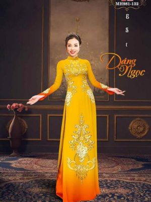 1693392085 vai ao dai du tiec sang trong (8)